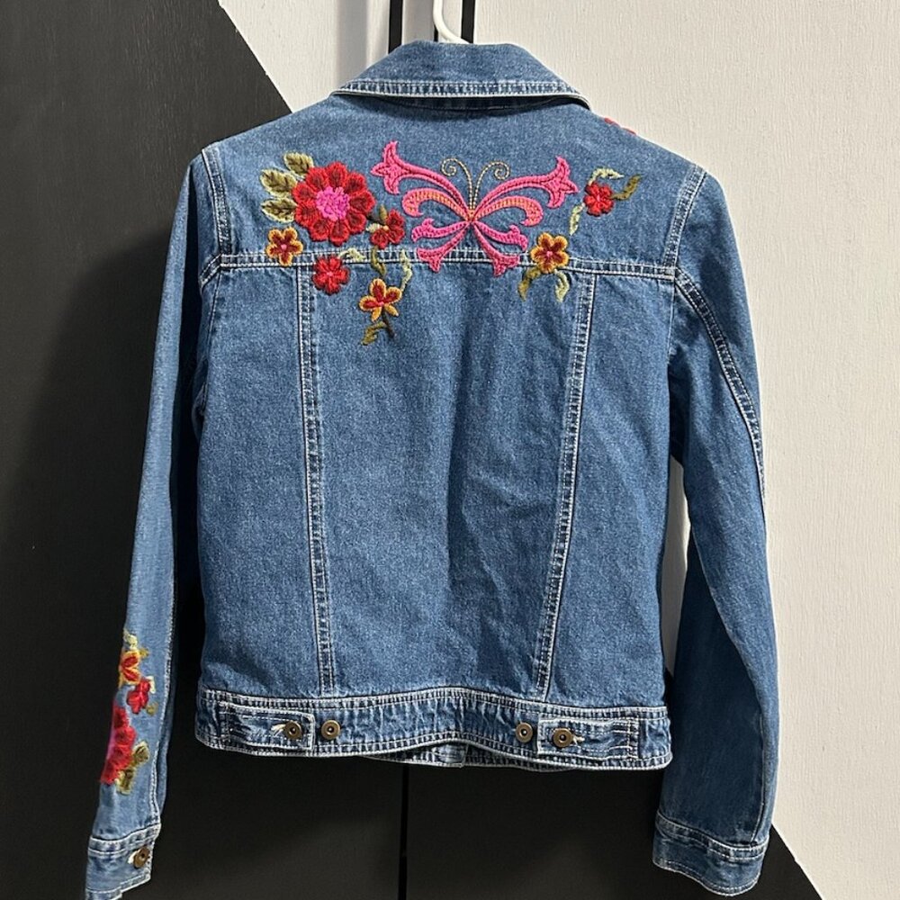 NWT Life Style‎ Floral Embroidered Denim Jacket Women's Size S